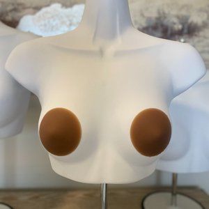 NWT Nude Nip Nipple Covers in Dark Nude